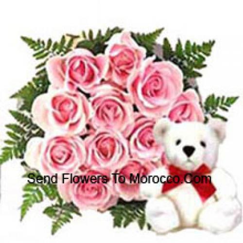 11 Roze Rozen met Schattige Teddybeer