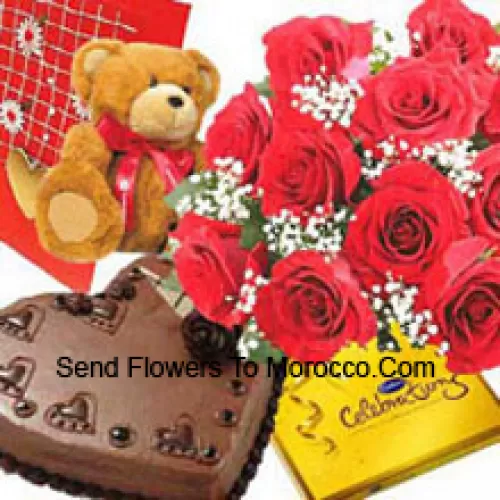 Ramo de 11 rosas rojas, pequeño osito de peluche lindo, una caja de surtido de chocolates Cadbury's Celebration y un pastel de chocolate en forma de corazón de 1 kg con una tarjeta de felicitación gratis