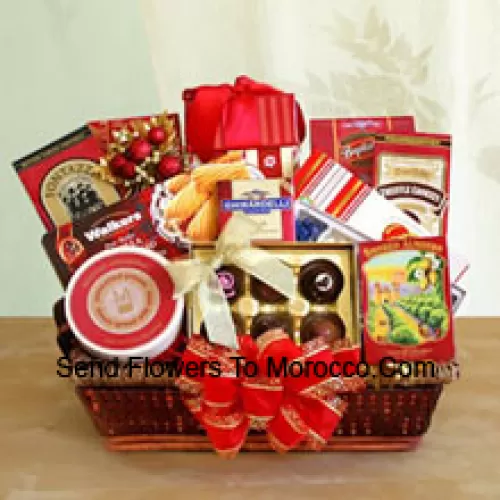 Envoyez vos vœux pour la fête des mères avec notre panier-cadeau gourmet conçu spécialement pour l'occasion. Notre délicieux panier contient des biscuits au sablé Walker, un assortiment de chocolats Ghirardelli, des bonbons jelly beans Jelly Belly, des bretzels au toffee au beurre, des cookies truffe, des torsades au fromage, des amandes fumées, du fromage, des biscuits anglais au thé, des craquelins, et une tablette de chocolat Ghirardelli. La variété le rend parfait lorsque vous voulez vous assurer qu'il y a quelque chose pour tout le monde à savourer. Elle adorera la présentation élégante avec un gros nœud sur le devant, et pourra garder le panier en osier pour l'utiliser longtemps après que la nourriture a été appréciée (Veuillez noter que nous nous réservons le droit de substituer tout produit par un produit équivalent en cas de non-disponibilité d'un certain produit)